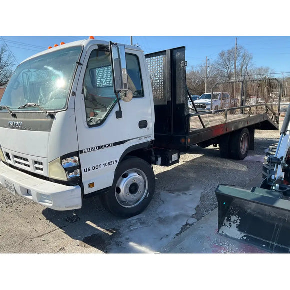 2006 Isuzu NQR Flat bed Truck with Hydraulic Ramp