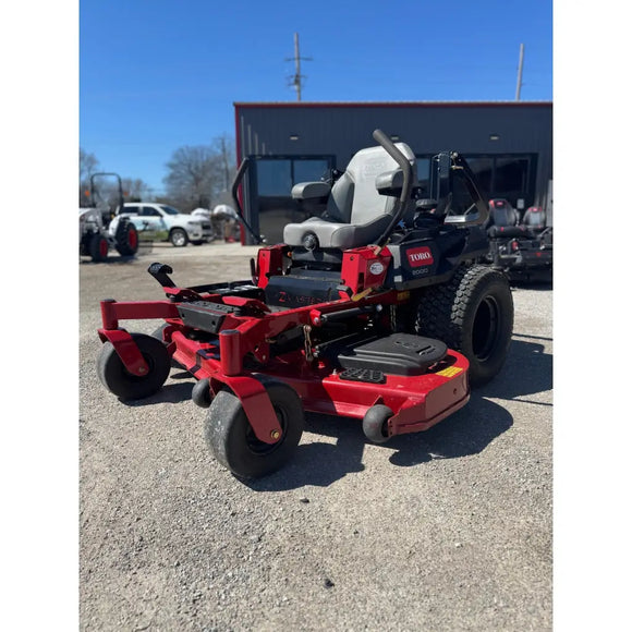 Lightly used Toro 2000 Series 60’’ Zero Turn Mower